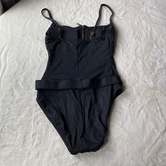 New! La Blanca Swim one piece black suit 19690 - Picture 5 of 16